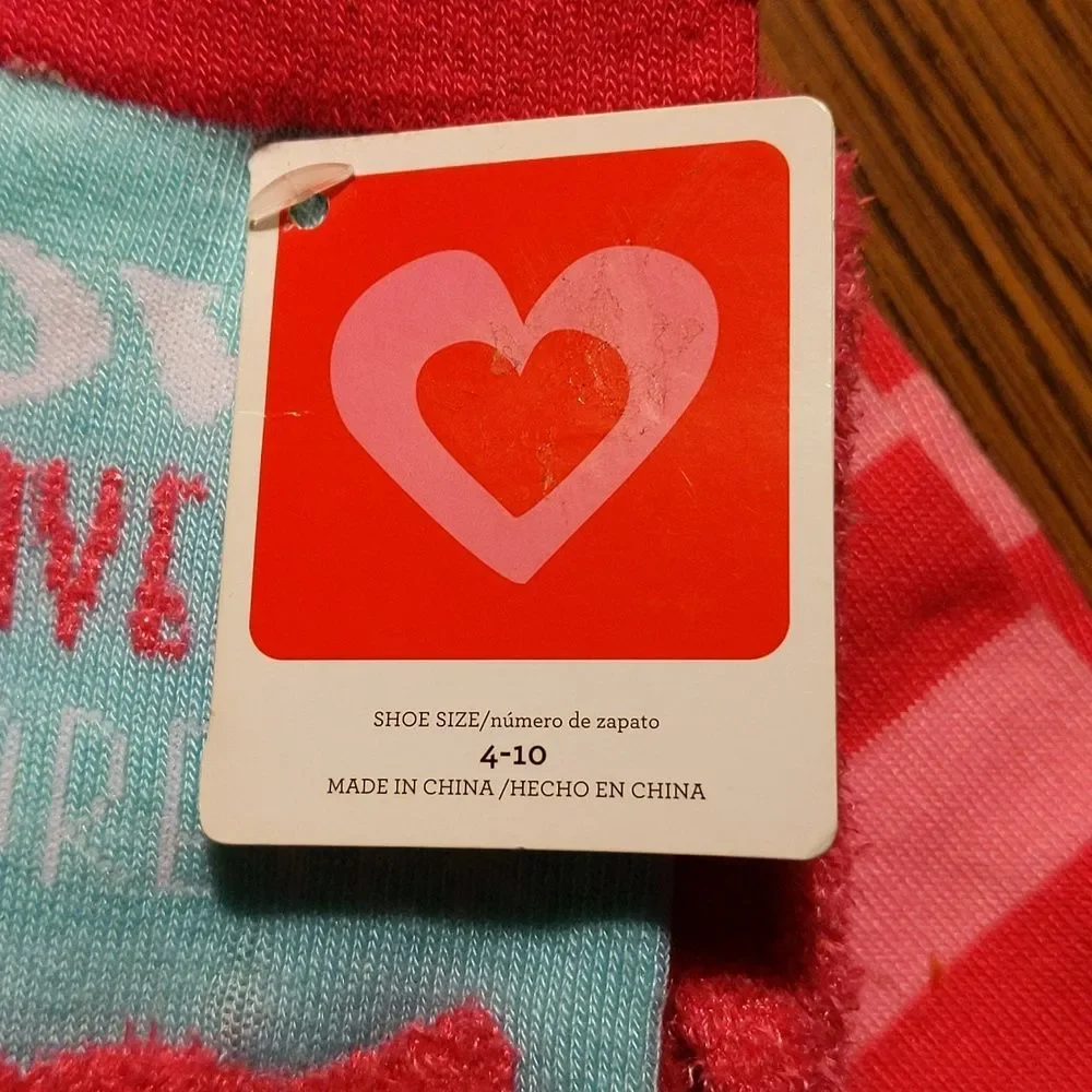 Valentine's Pink Owl Love You Forever 2 Pack Crew Socks Women's 4-10 NWT